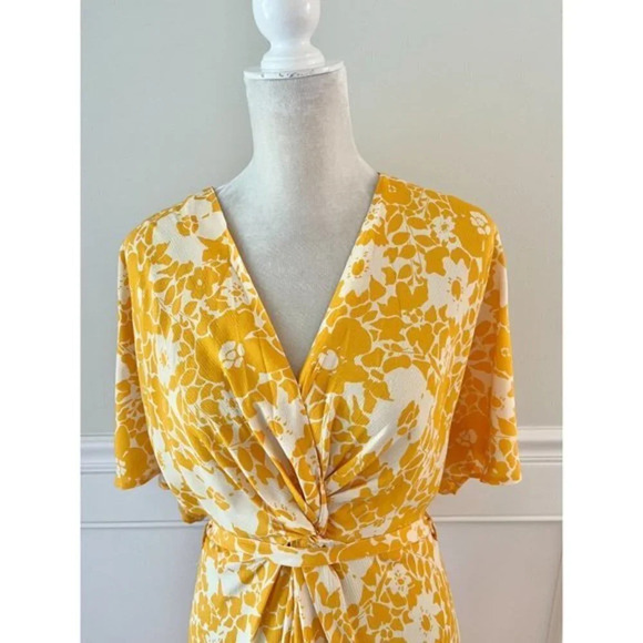 Alma Deia Yellow Print Twist Front Midi Dress NWT 38 M - Picture 9 of 12